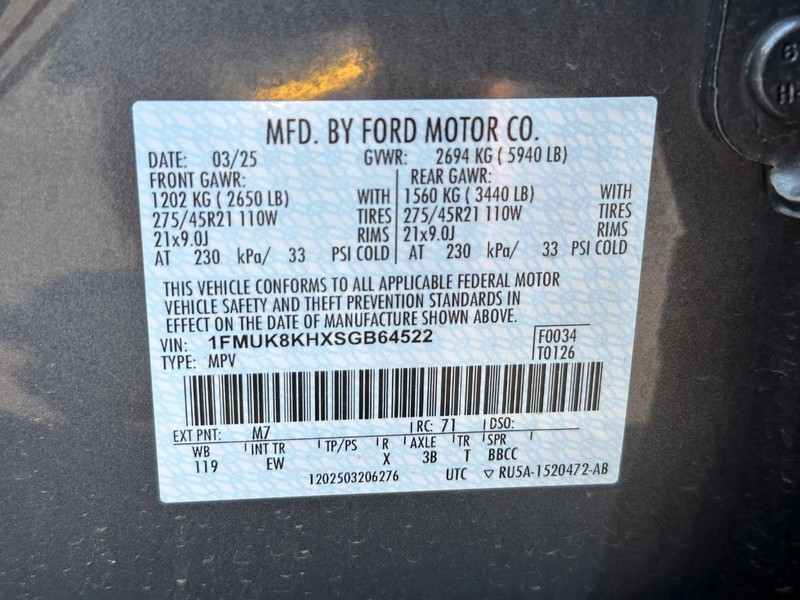 Ford Explorer Vehicle Image 29