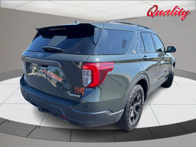 Ford Explorer Vehicle Image 03