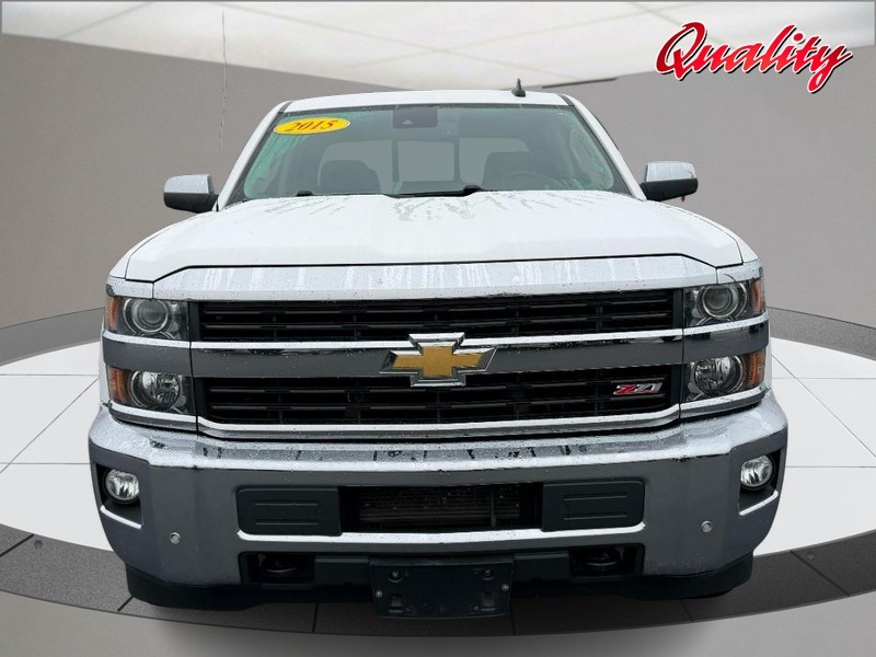 Chevrolet Silverado 2500HD Built After Aug 14 Vehicle Image 10