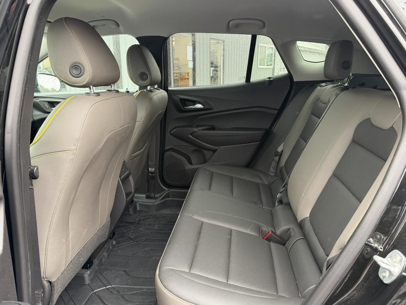 Chevrolet Trax Vehicle Full-screen Gallery Image 08