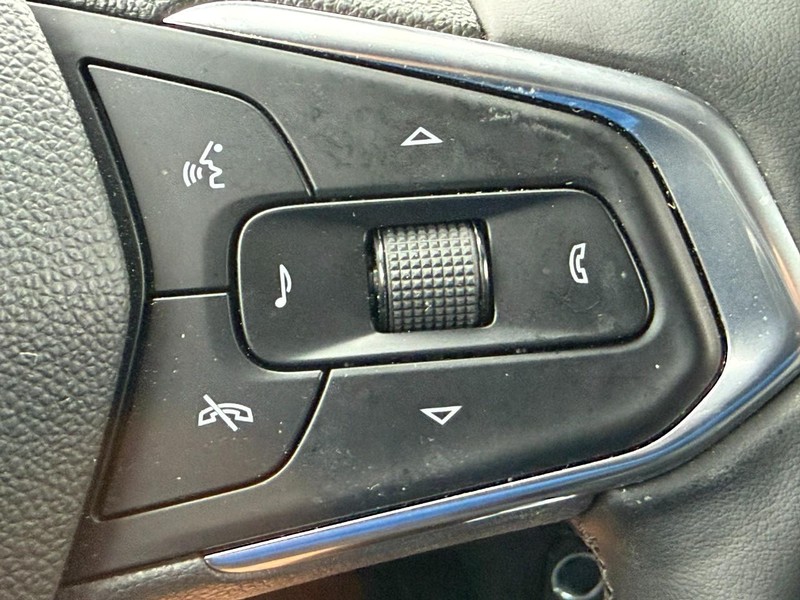 Chevrolet Trax Vehicle Full-screen Gallery Image 18