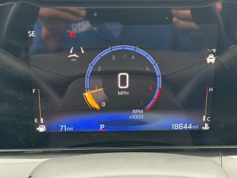 Chevrolet Trax Vehicle Full-screen Gallery Image 19