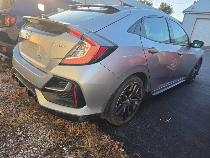 Honda Civic Hatchback Vehicle Image 05