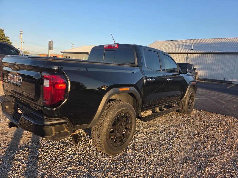 GMC Canyon Vehicle Image 05
