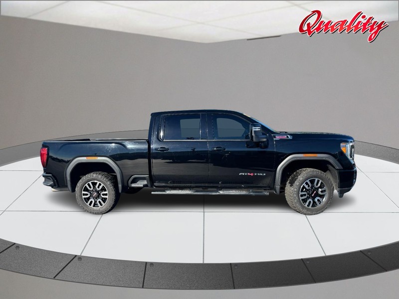 GMC Sierra 2500HD Vehicle Image 02