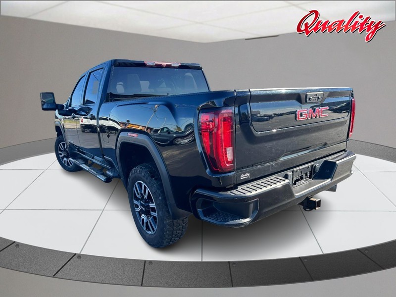 GMC Sierra 2500HD Vehicle Image 05