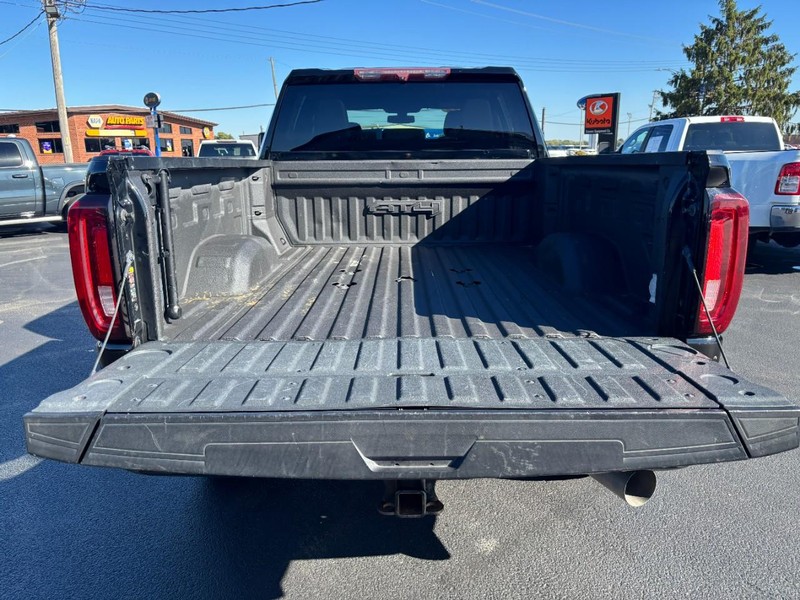 GMC Sierra 2500HD Vehicle Image 06
