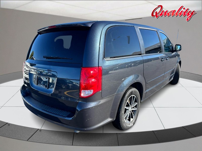 Dodge Grand Caravan Vehicle Image 03