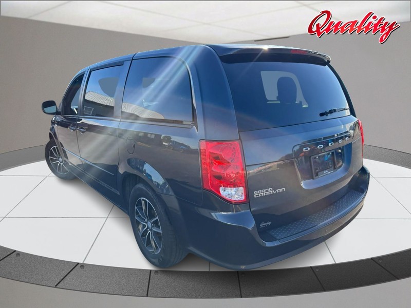 Dodge Grand Caravan Vehicle Image 05