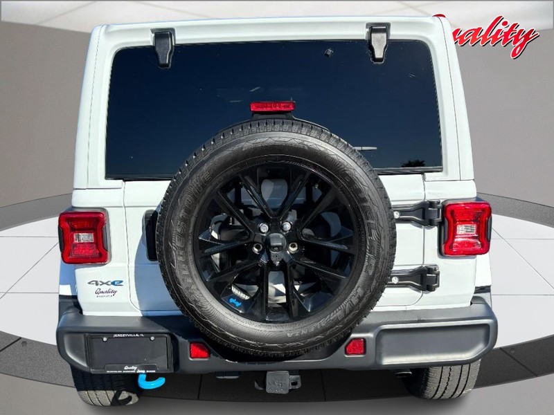 Jeep Wrangler 4xe Vehicle Image 04