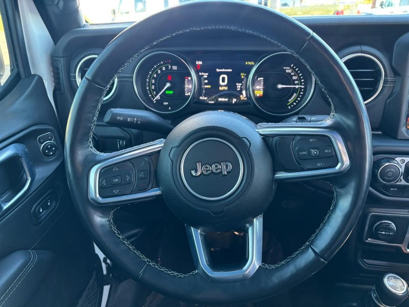 Jeep Wrangler 4xe Vehicle Image 14