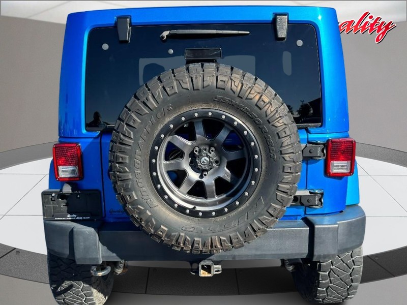 Jeep Wrangler Unlimited Vehicle Image 04