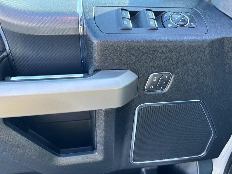 Ford F-150 Vehicle Image 09