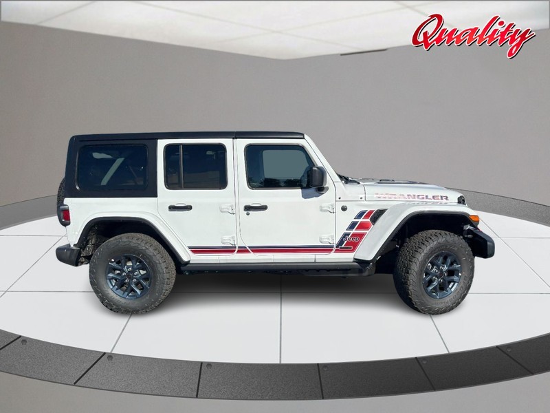 Jeep Wrangler Vehicle Image 02