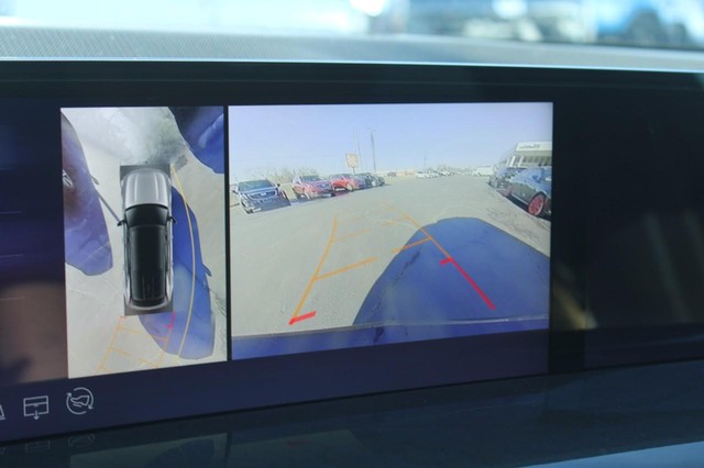 2025 Cadillac Escalade IQ Luxury 2 - Photo 8