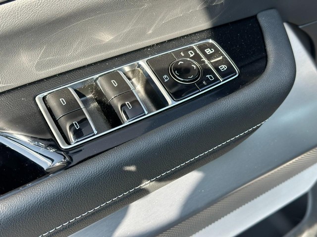 2026 Cadillac VISTIQ Luxury - Photo 13