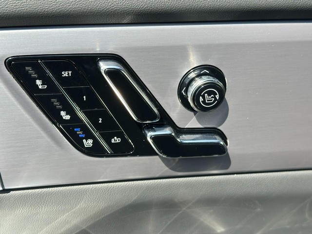 2026 Cadillac VISTIQ Luxury - Photo 14