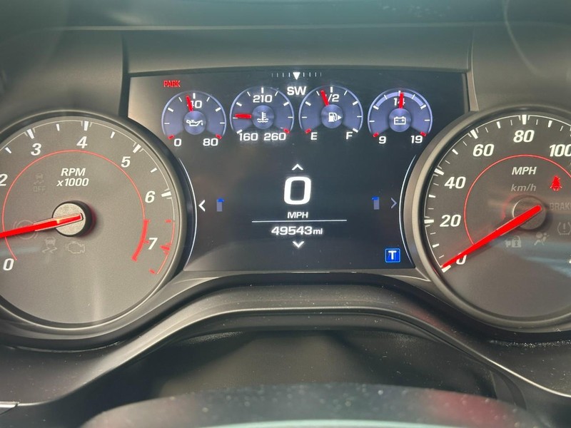 Chevrolet Camaro Vehicle Full-screen Gallery Image 19