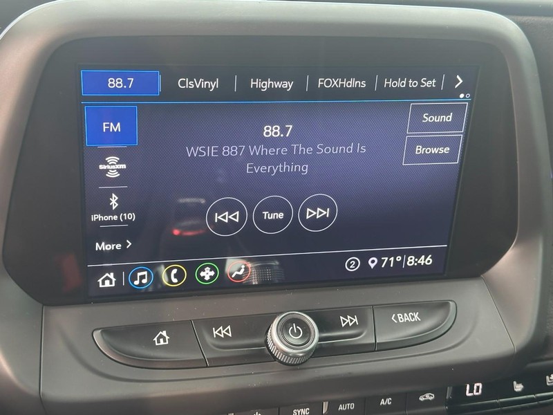 Chevrolet Camaro Vehicle Full-screen Gallery Image 20