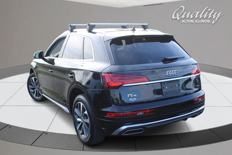 Audi Q5 Vehicle Full-screen Gallery Image 05