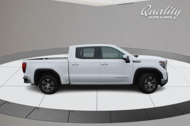 2024 GMC Sierra 1500 SLT - Photo 2