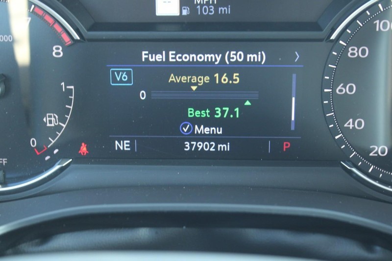 Cadillac XT5 Vehicle Full-screen Gallery Image 19