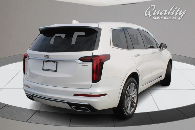 Cadillac XT6 Vehicle Full-screen Gallery Image 03