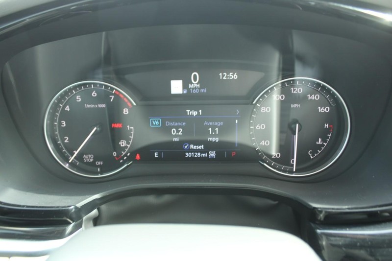 Cadillac XT6 Vehicle Full-screen Gallery Image 24