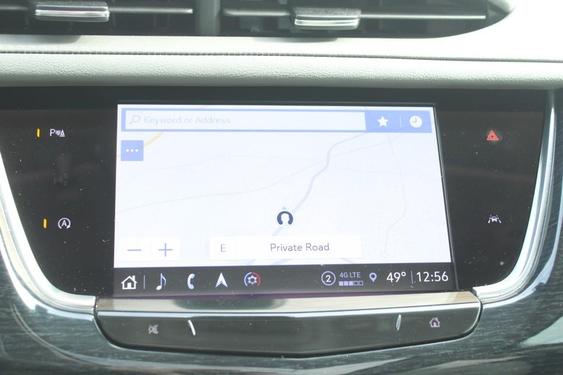 Cadillac XT6 Vehicle Full-screen Gallery Image 26