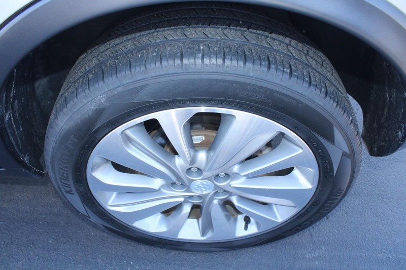 Buick Encore Vehicle Full-screen Gallery Image 07