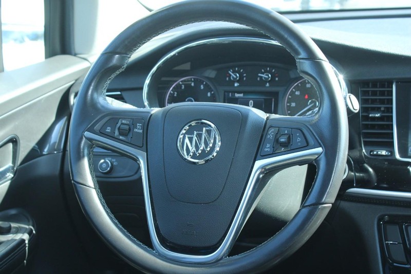 Buick Encore Vehicle Full-screen Gallery Image 12