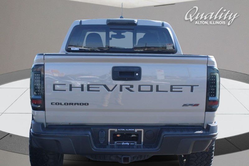 Chevrolet Colorado Vehicle Full-screen Gallery Image 04