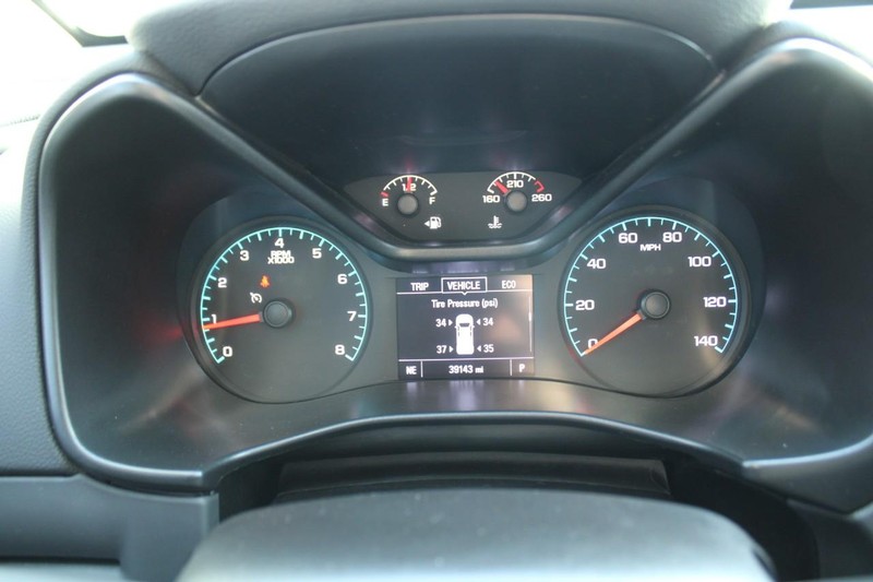 Chevrolet Colorado Vehicle Full-screen Gallery Image 18