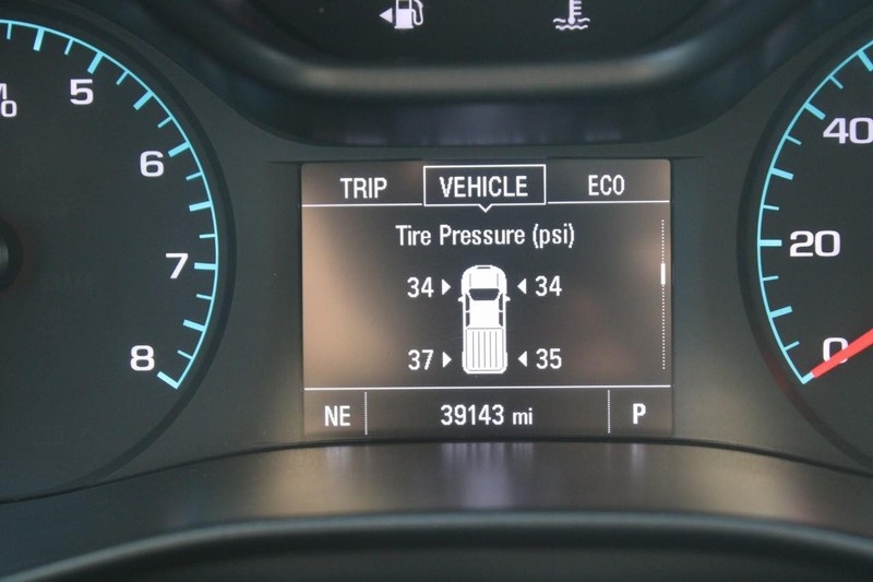 Chevrolet Colorado Vehicle Full-screen Gallery Image 19