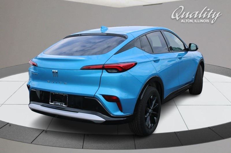 Buick Envista Vehicle Full-screen Gallery Image 03