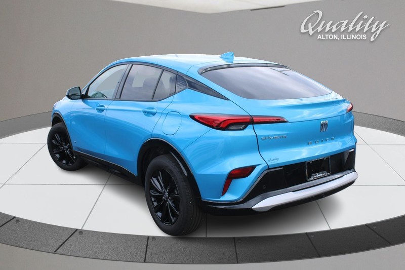 Buick Envista Vehicle Full-screen Gallery Image 05