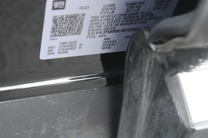 Cadillac LYRIQ Vehicle Full-screen Gallery Image 17