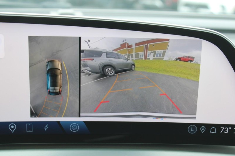 Cadillac LYRIQ Vehicle Full-screen Gallery Image 20