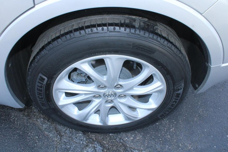 Buick Envision Vehicle Full-screen Gallery Image 07