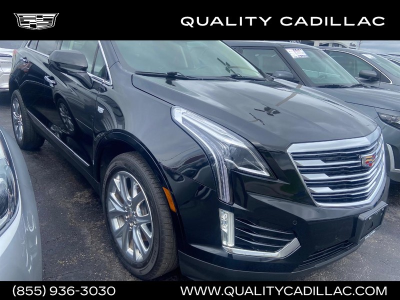Cadillac XT5 Vehicle Full-screen Gallery Image 01