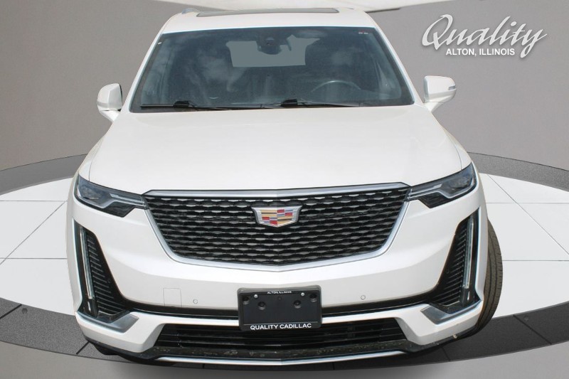 Cadillac XT6 Vehicle Full-screen Gallery Image 10