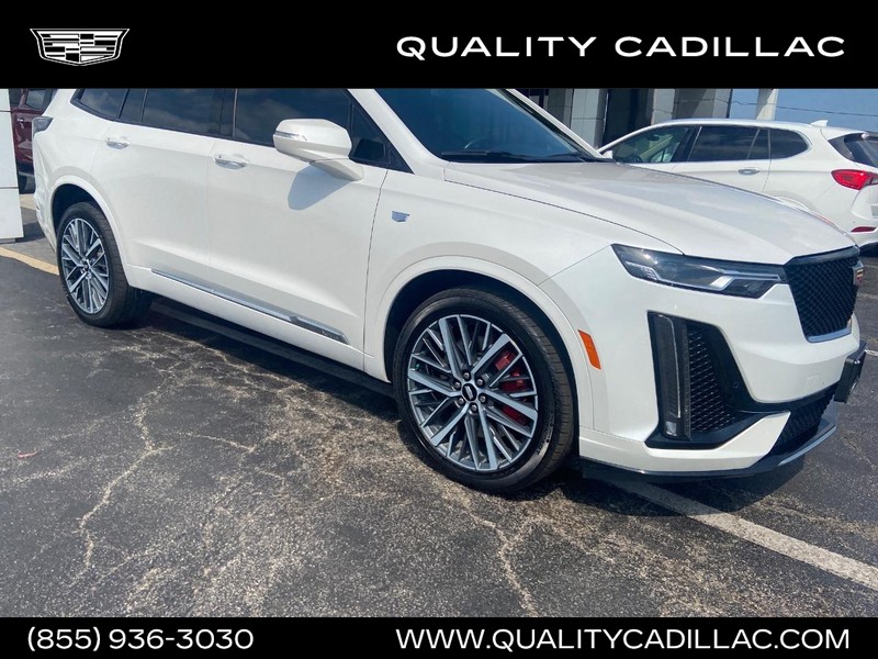 Cadillac XT6 Vehicle Full-screen Gallery Image 01