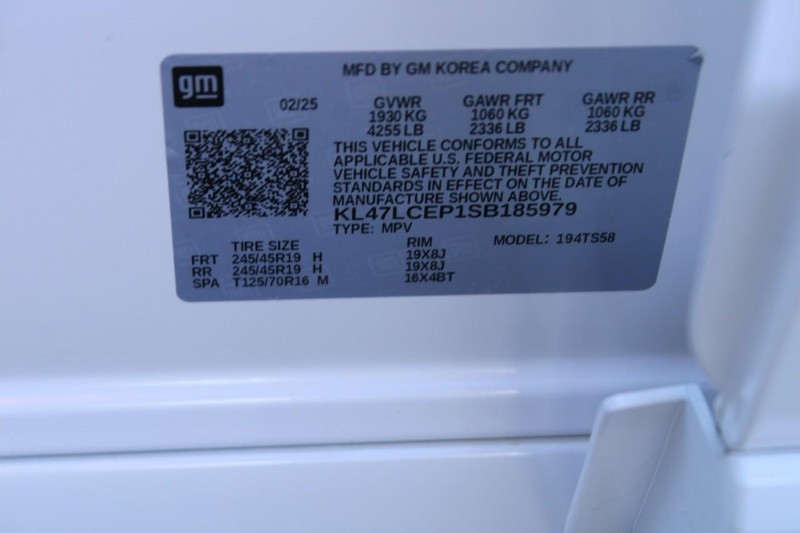 Buick Envista Vehicle Full-screen Gallery Image 17