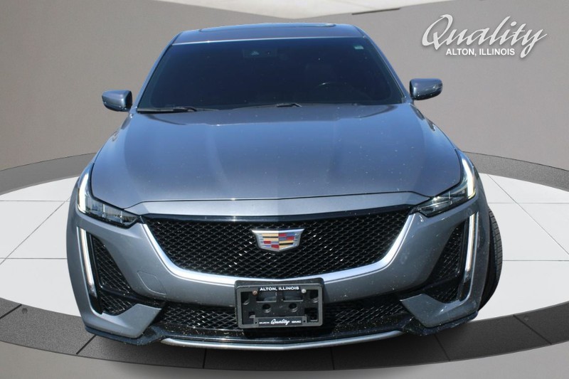 Cadillac CT5 Vehicle Full-screen Gallery Image 10