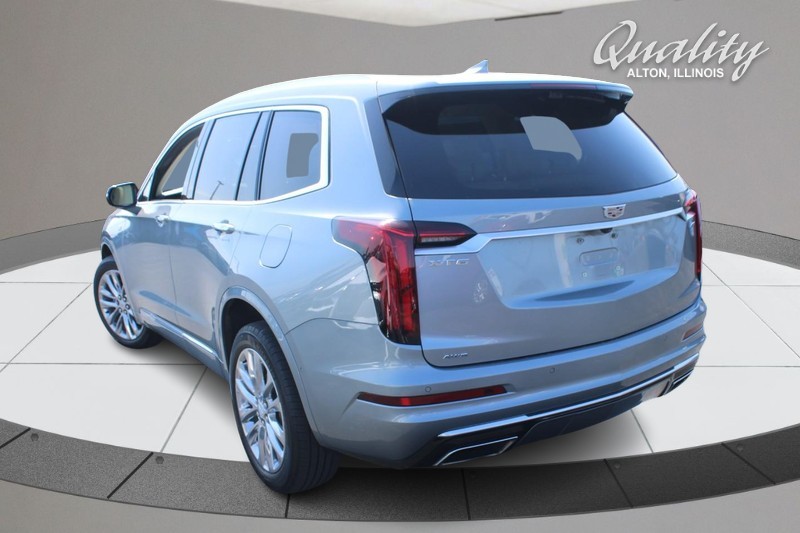 Cadillac XT6 Vehicle Full-screen Gallery Image 05