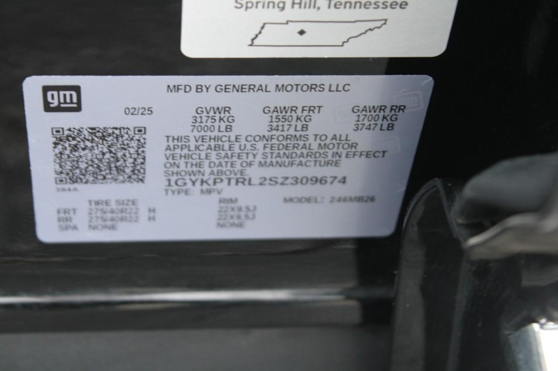 Cadillac LYRIQ Vehicle Full-screen Gallery Image 17