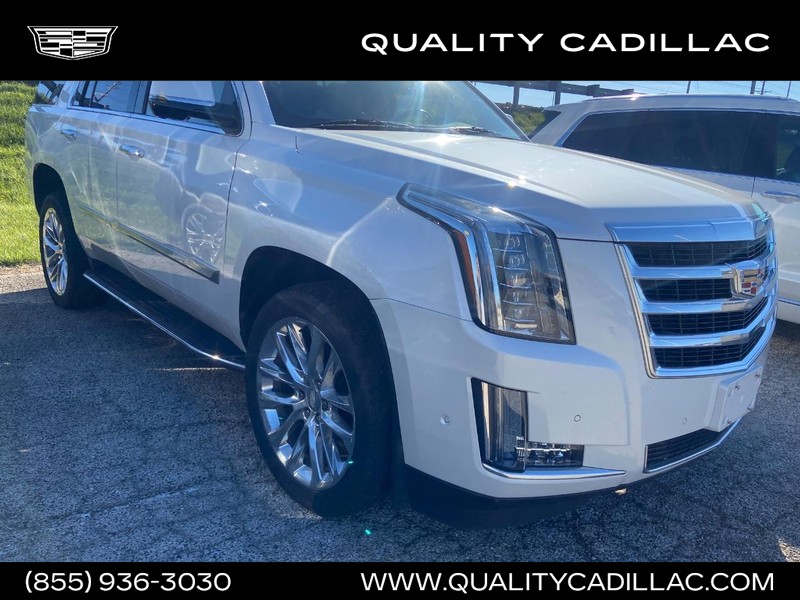 Cadillac Escalade Vehicle Full-screen Gallery Image 01