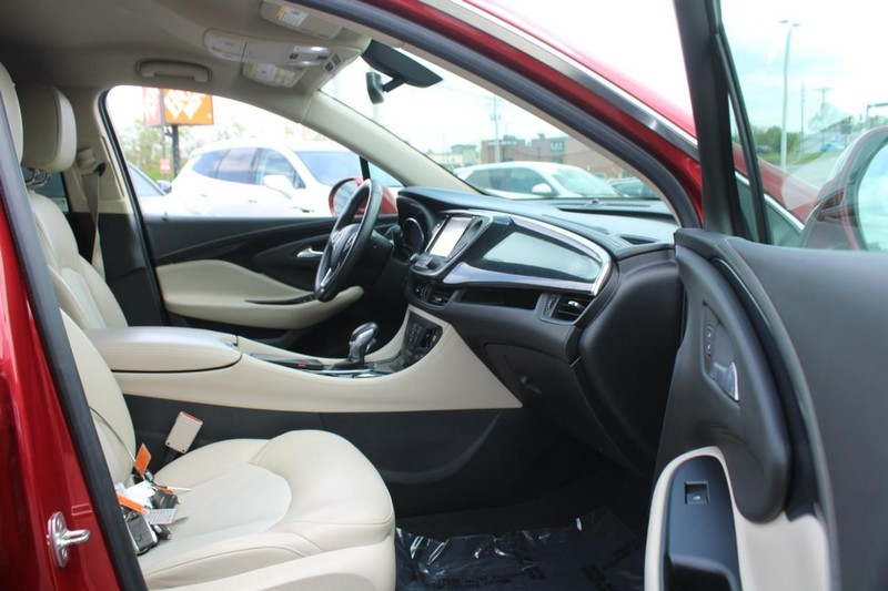 Buick Envision Vehicle Full-screen Gallery Image 11