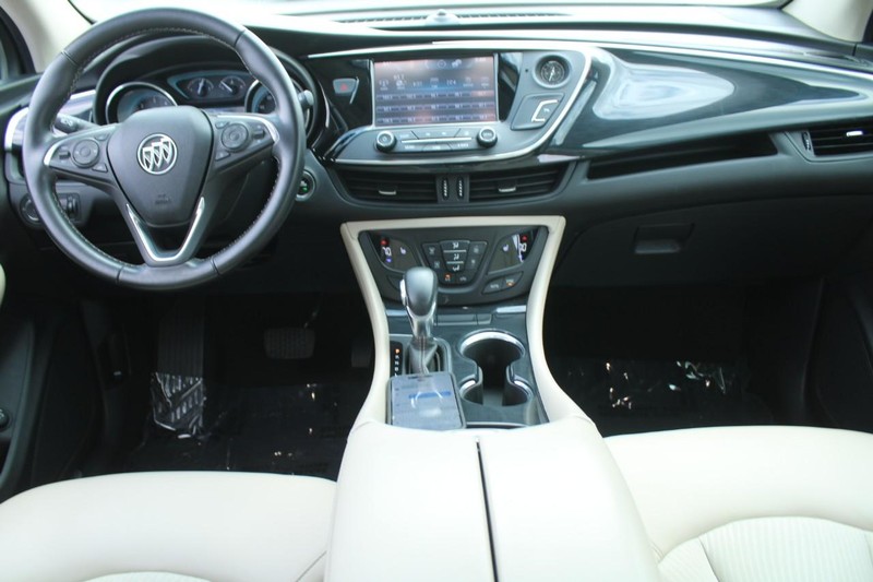 Buick Envision Vehicle Full-screen Gallery Image 13