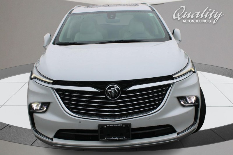 Buick Enclave Vehicle Full-screen Gallery Image 10